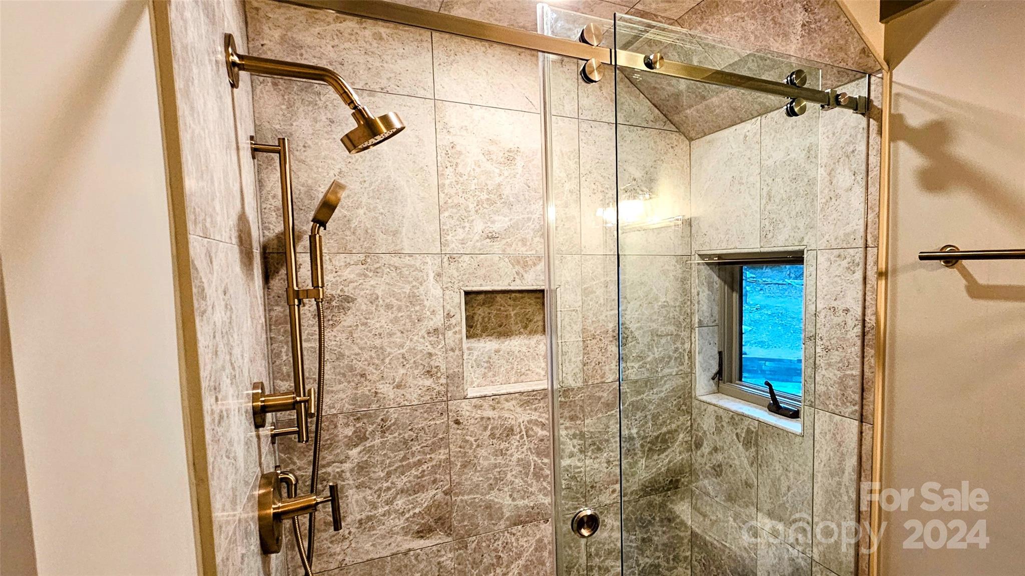 Bald Rock - Residential