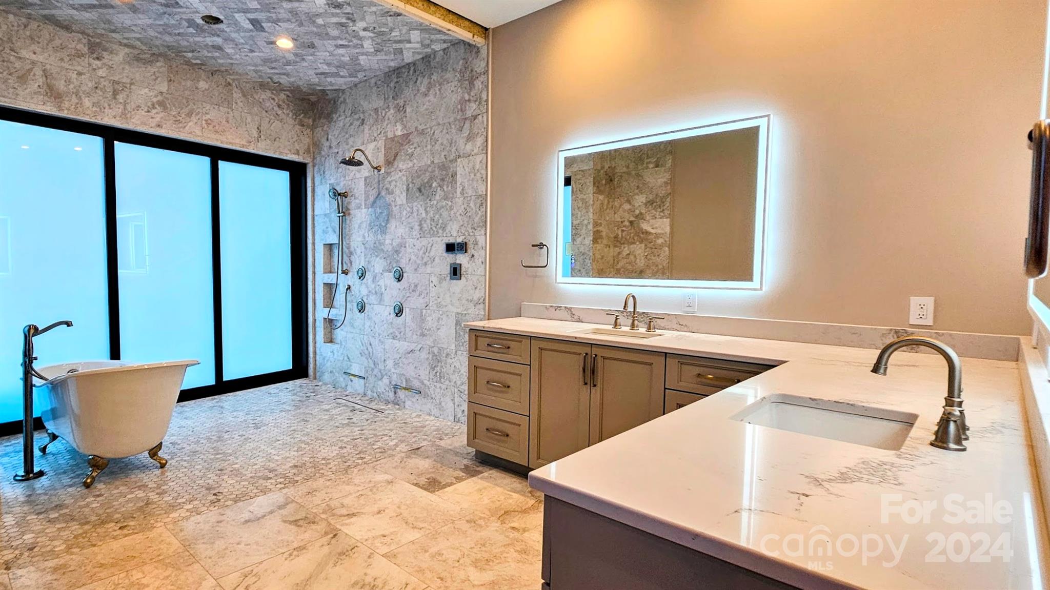 Bald Rock - Residential