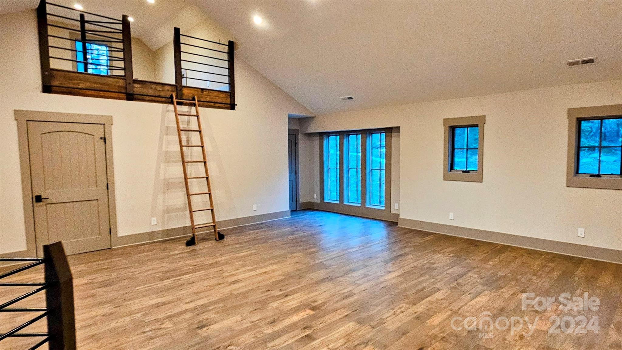 Bald Rock - Residential