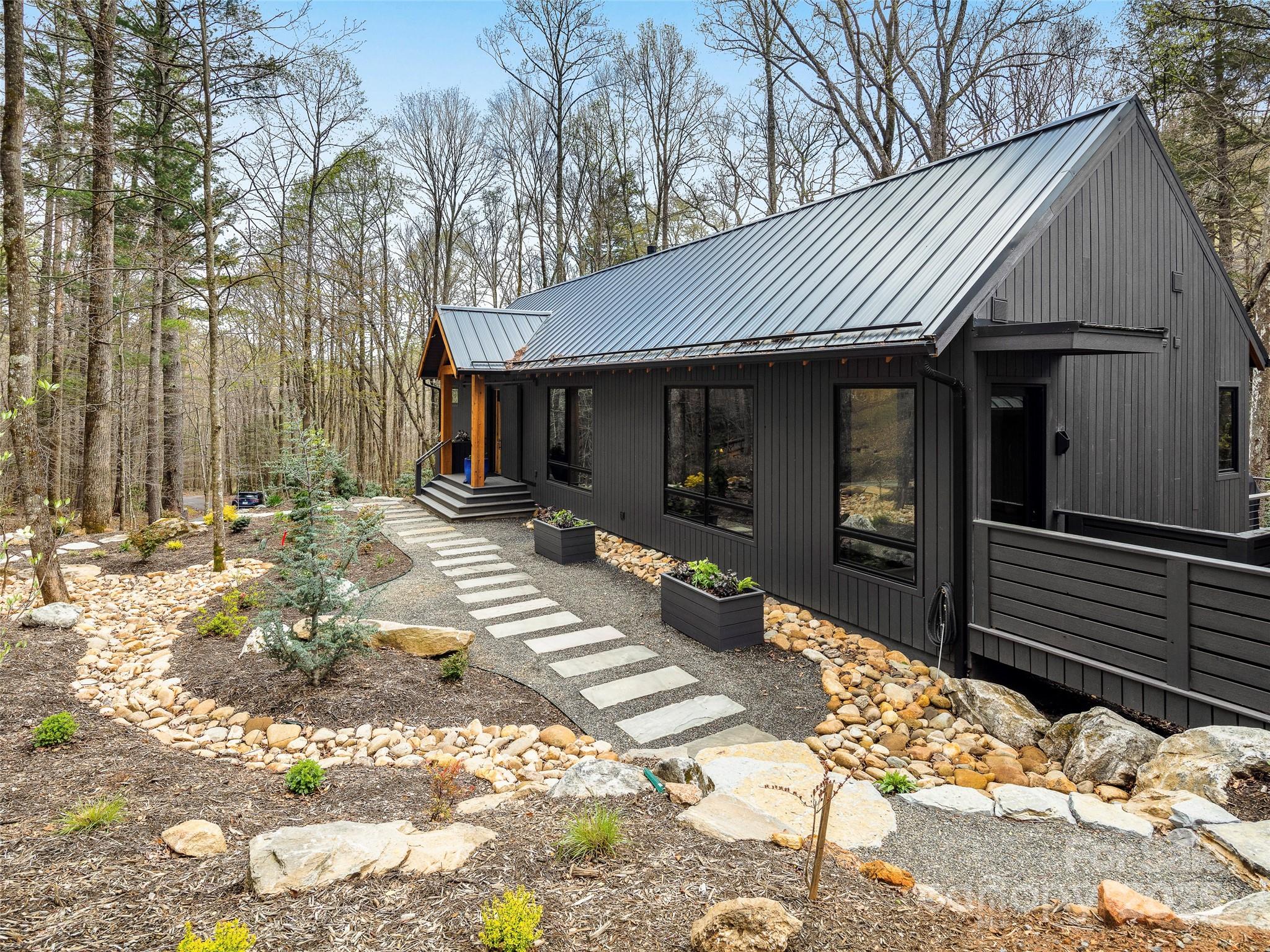 80 Hemlock Circle