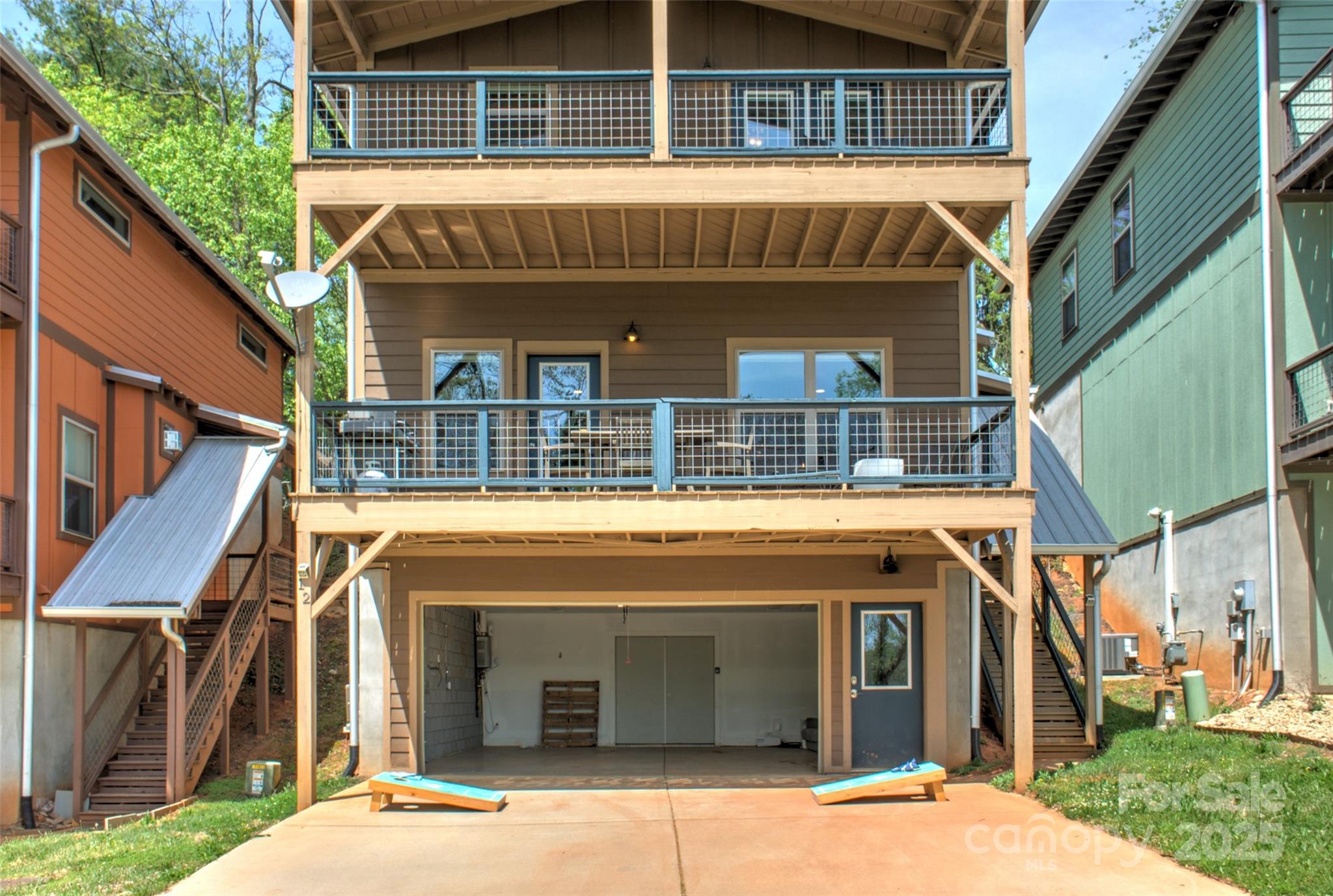 12 Upstream Way