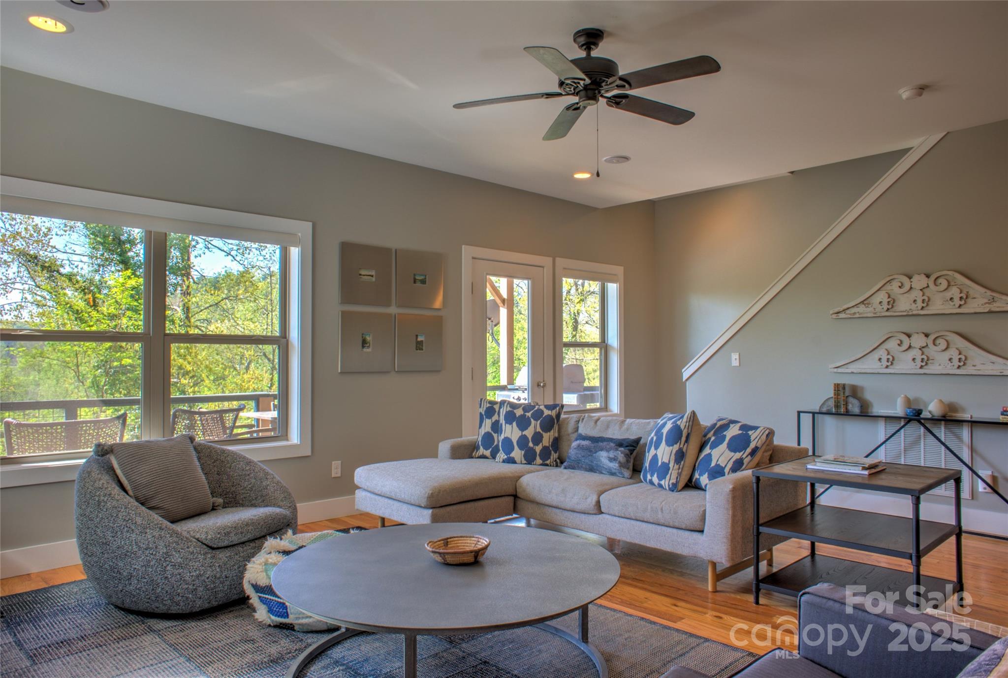 12 Upstream Way