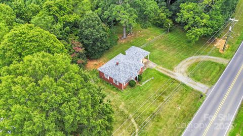 Photo of 10437 Idlewild Road, Matthews, NC 28105 (MLS # 4287403)
