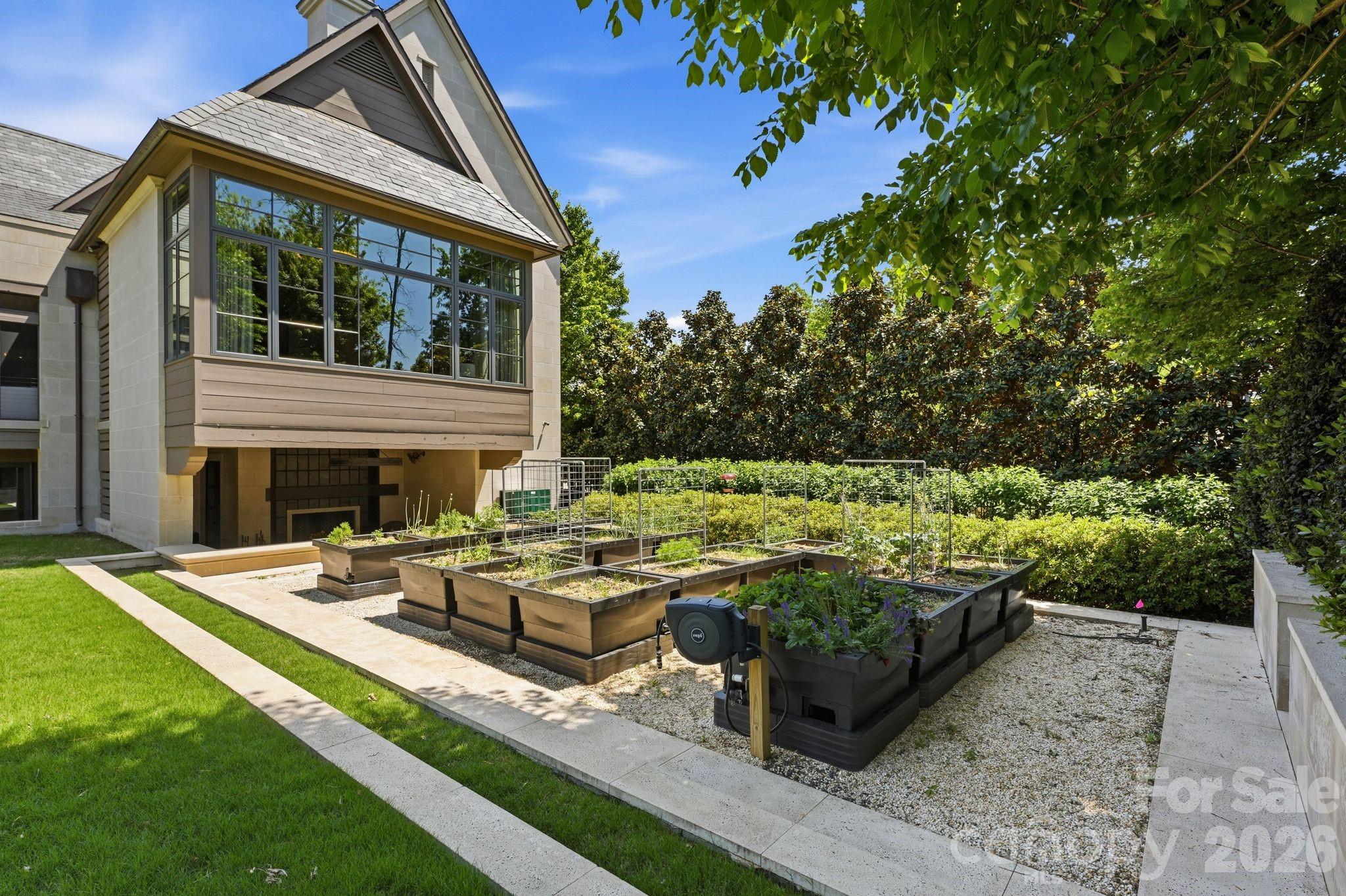 Quail Hollow - Residential