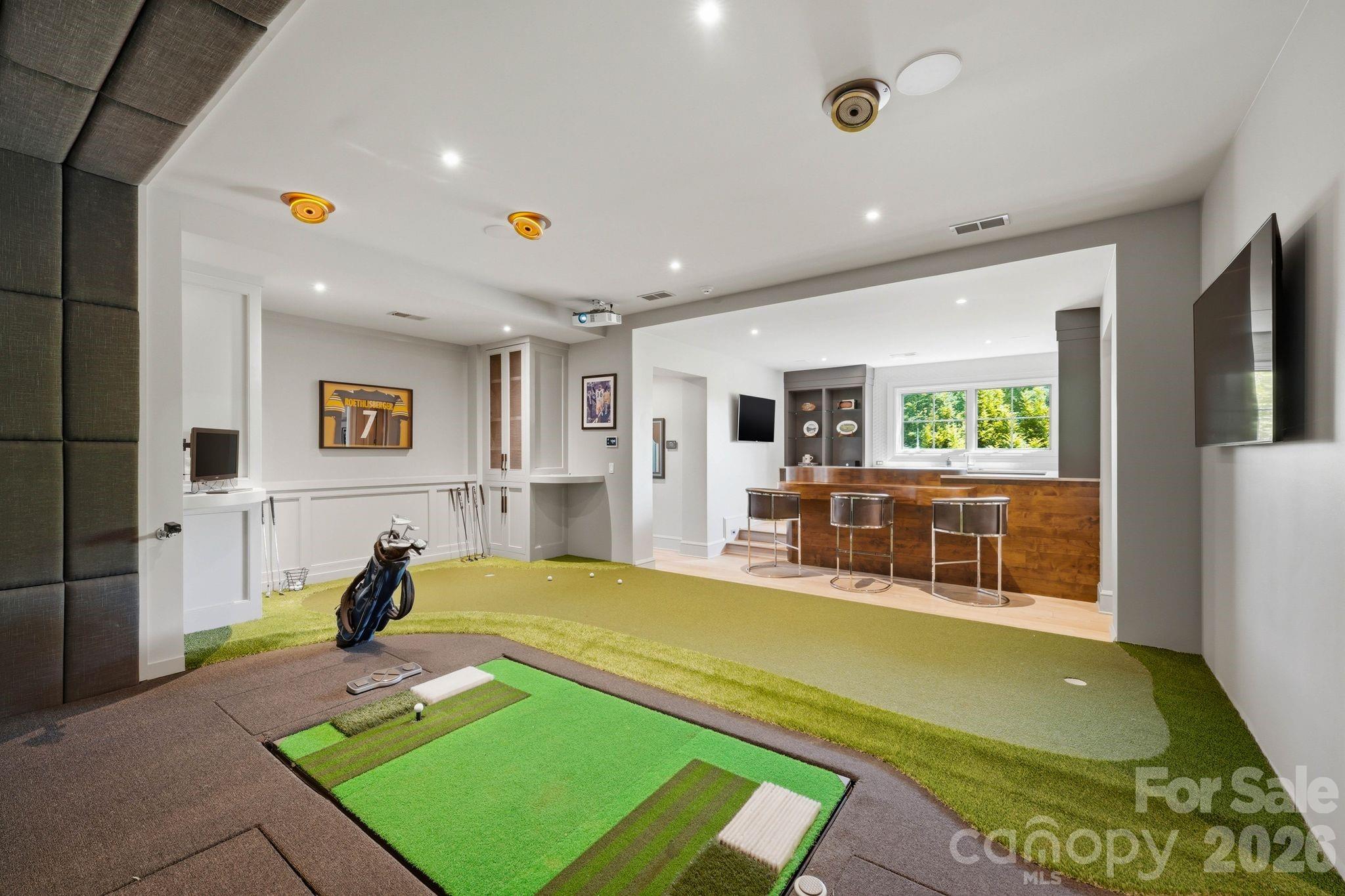 Quail Hollow - Residential