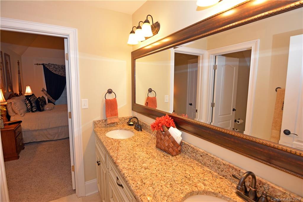 Meadow Lakes II - Residential