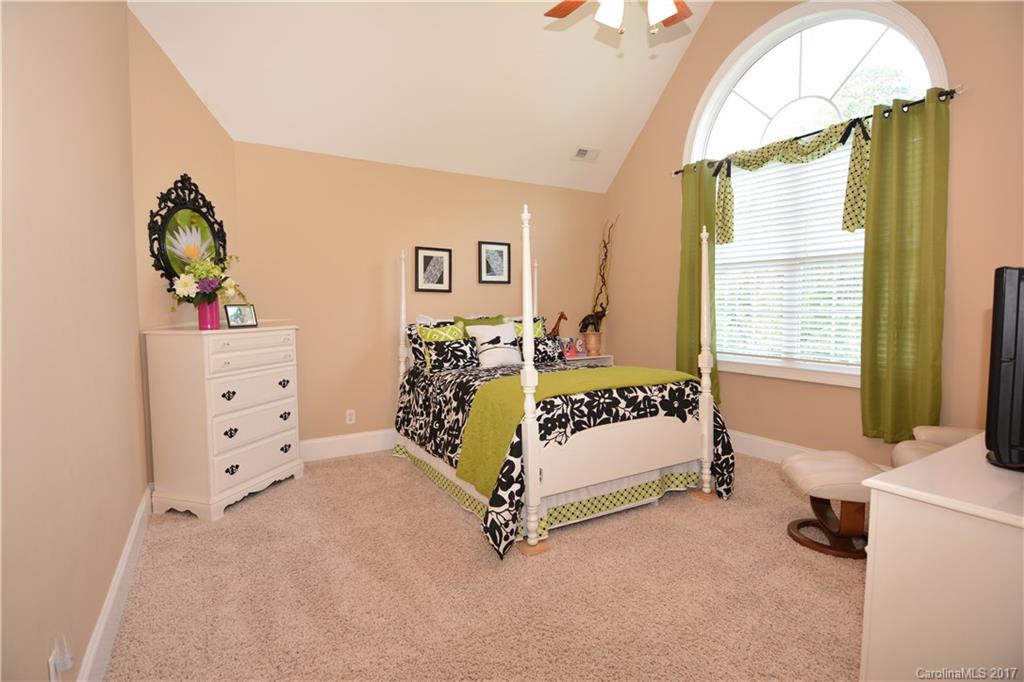 Meadow Lakes II - Residential