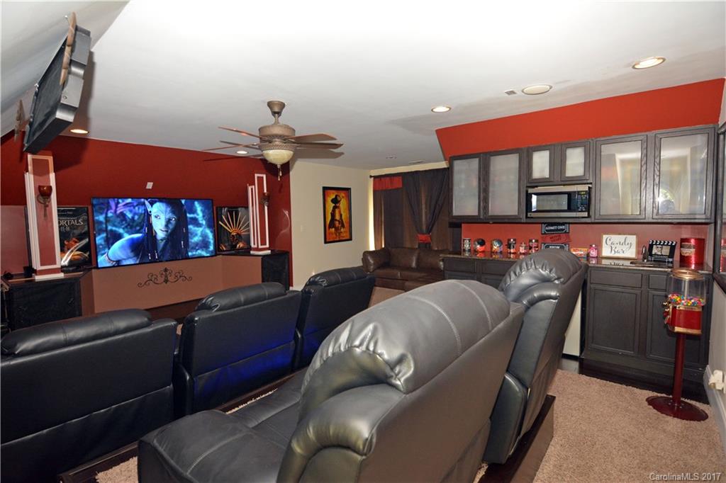 Meadow Lakes II - Residential