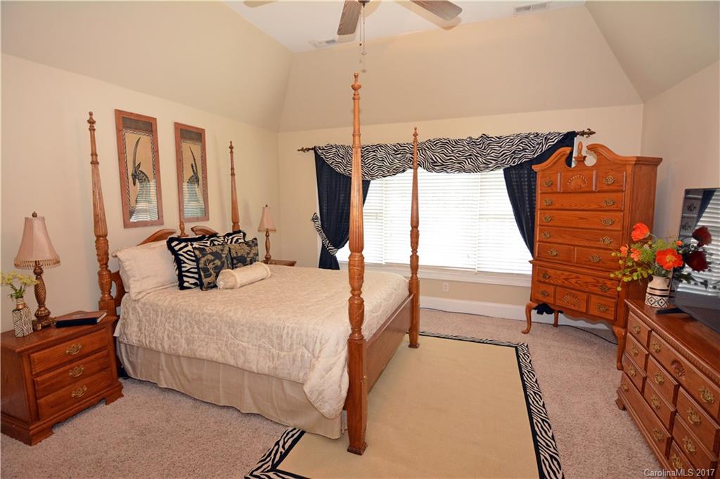 Meadow Lakes II - Residential