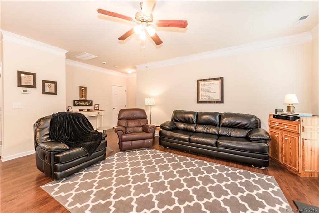 Dutchmans Ridge - Residential