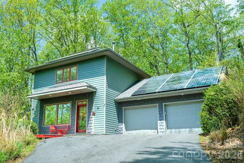 Photo of 26 Robinson Creek Road, Asheville, NC 28803 (MLS # 4372954)