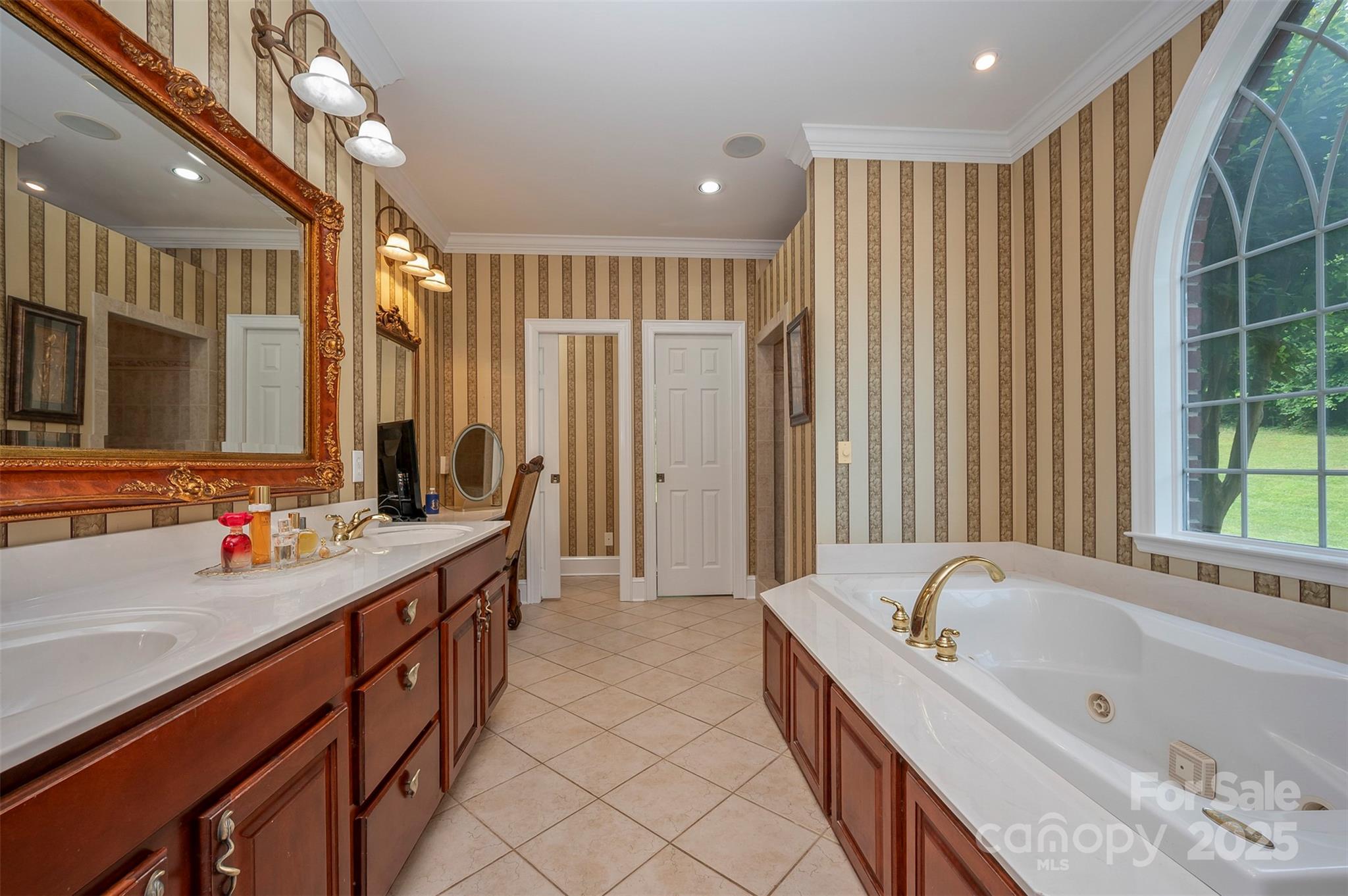 Gilbertown - Residential