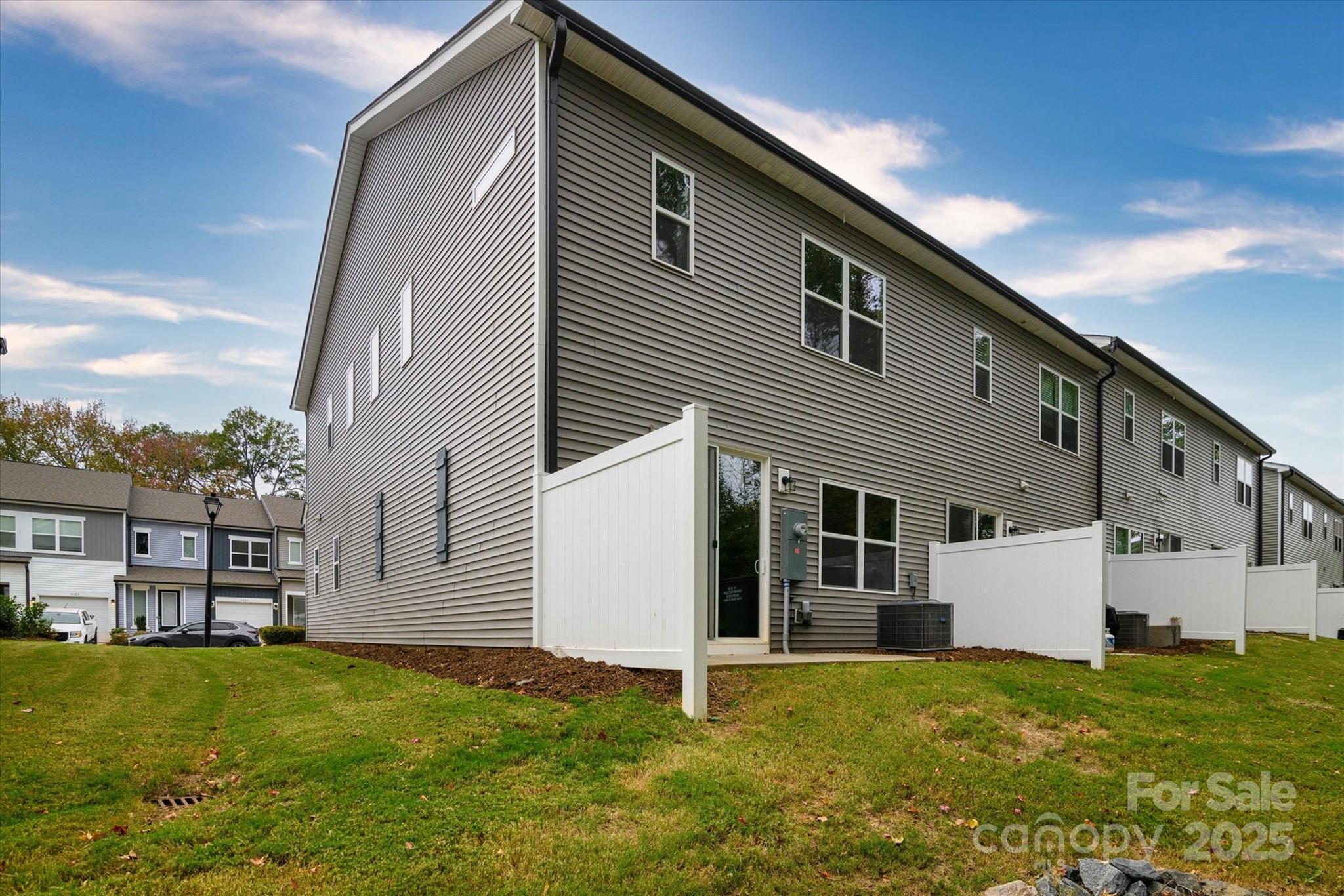 Fifteen 15 Cannon - Residential