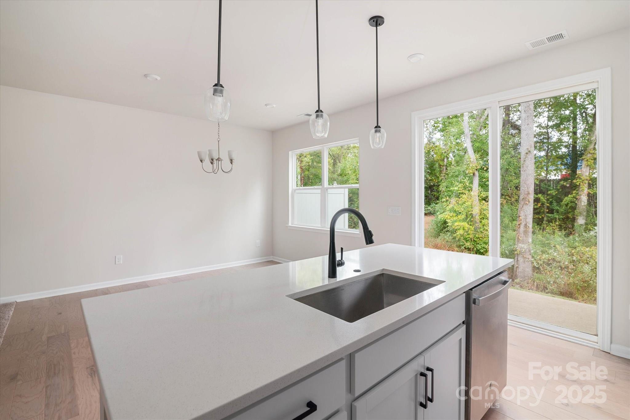 Fifteen 15 Cannon - Residential