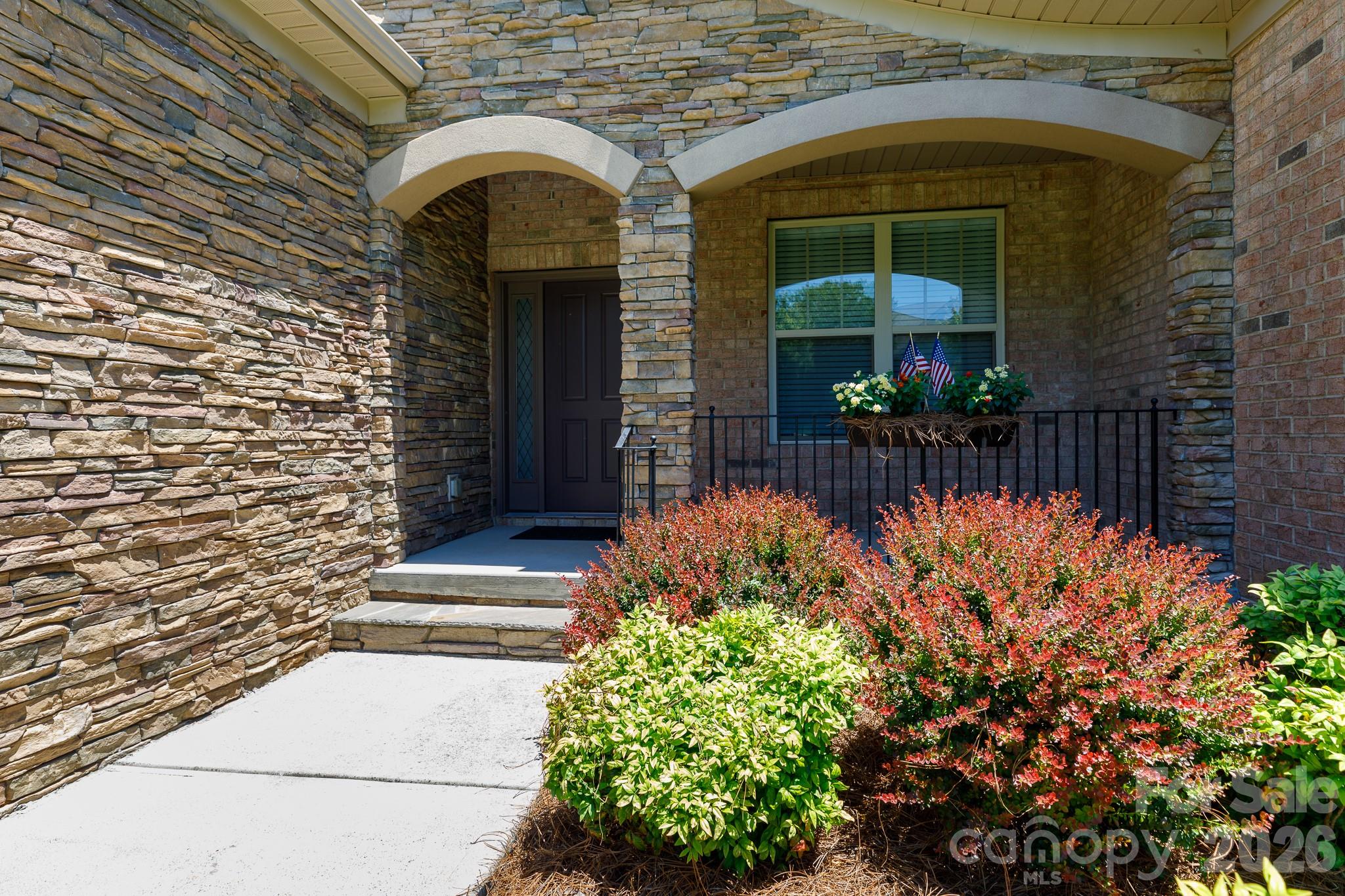 418 Inverness Place
