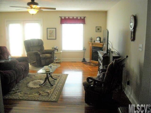 Carltons Ridge - Residential
