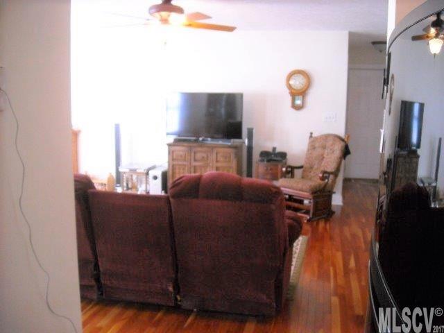 Carltons Ridge - Residential