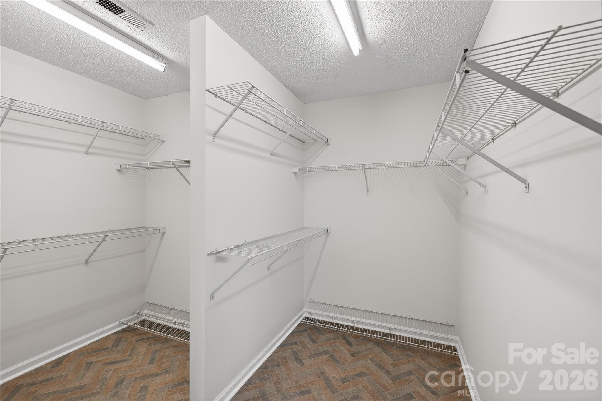 Thornhill - Residential