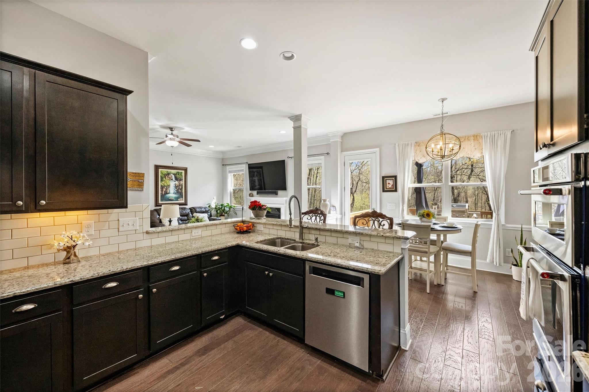 The Retreat At Sunset Ridge - Residential