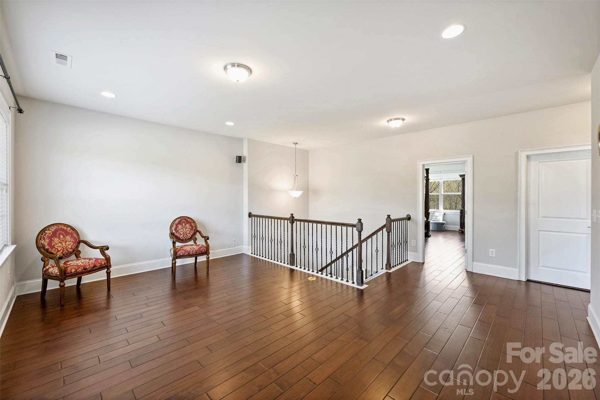 The Retreat At Sunset Ridge - Residential