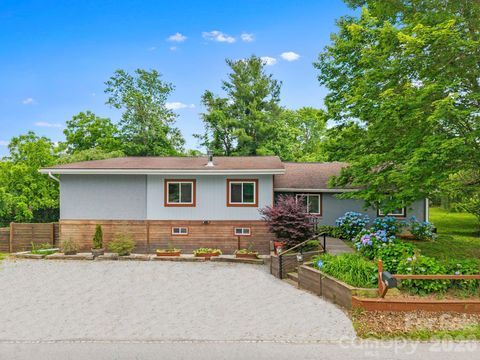 419 E Blue Ridge Road East Flat Rock NC 28726