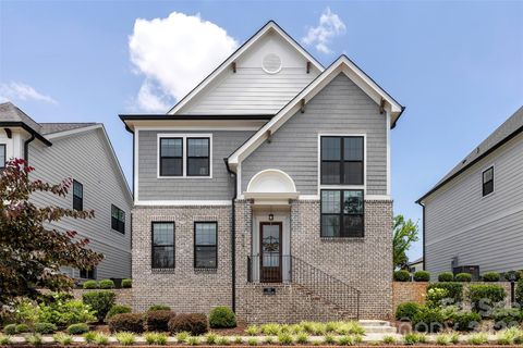 Photo of 414 S Main Street, Belmont, NC 28012 (MLS # 4398037)