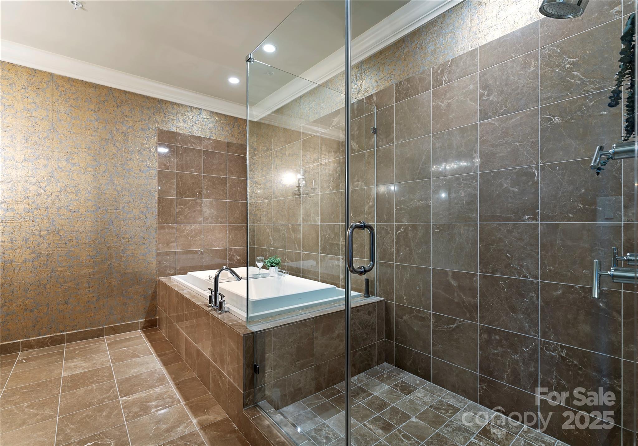 The Vue Charlotte - Residential