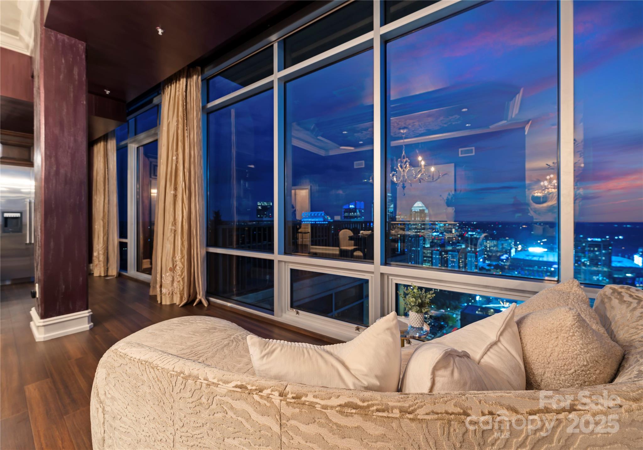 The Vue Charlotte - Residential