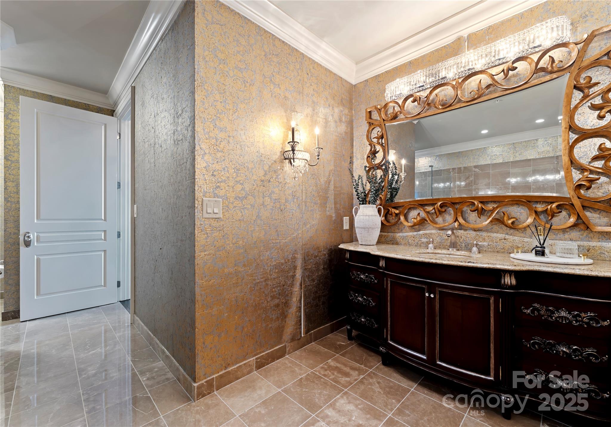 The Vue Charlotte - Residential