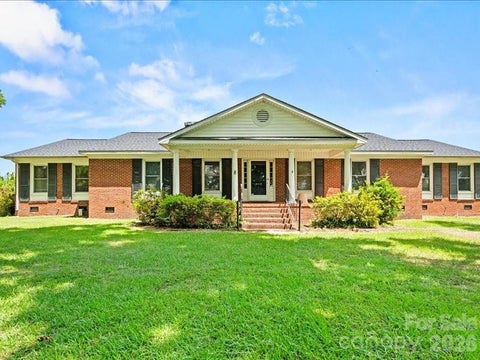 Photo of 464 Lark Road, Cheraw, SC 29520 (MLS # 4397631)