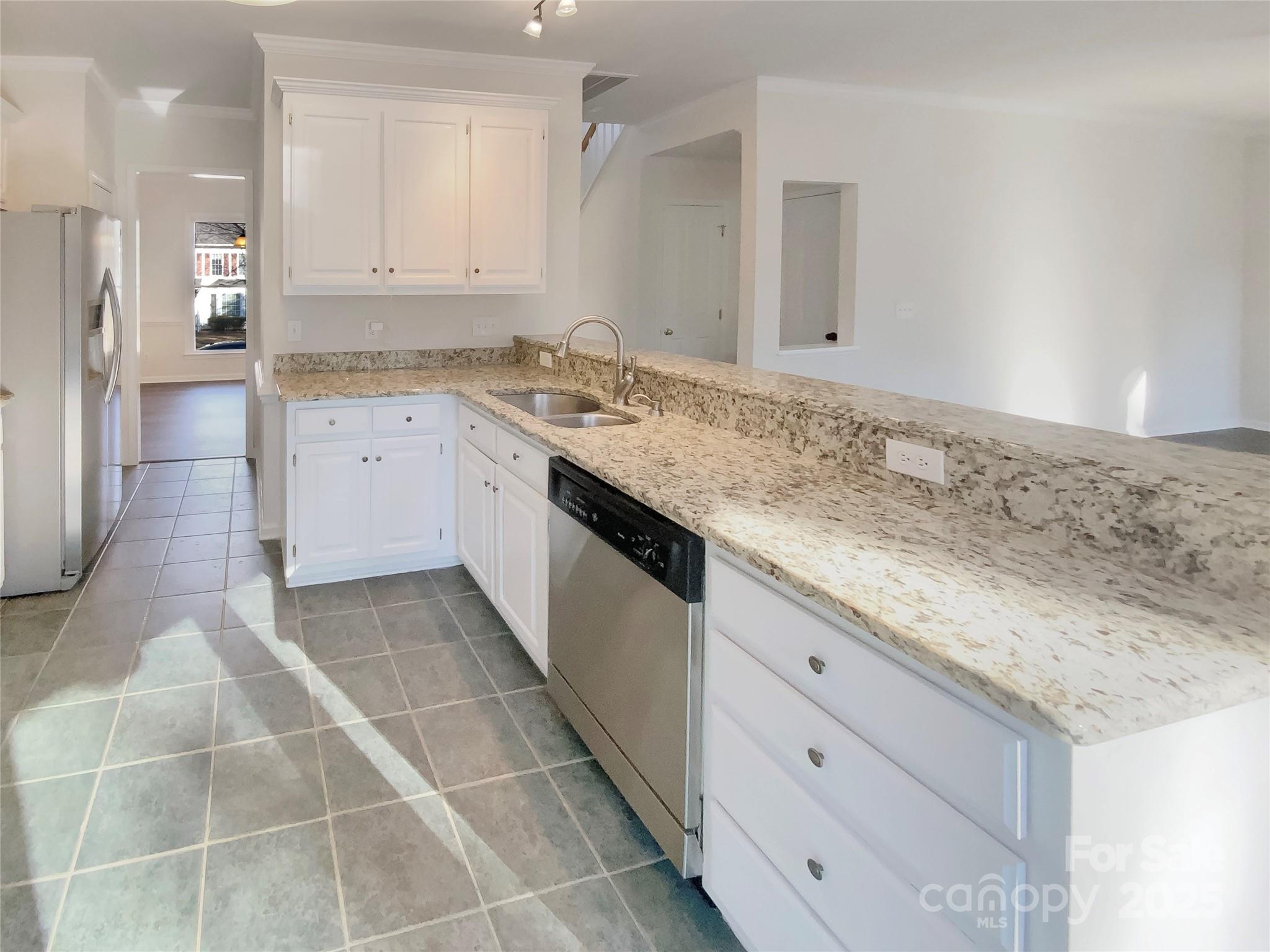 Davis Lake - Residential