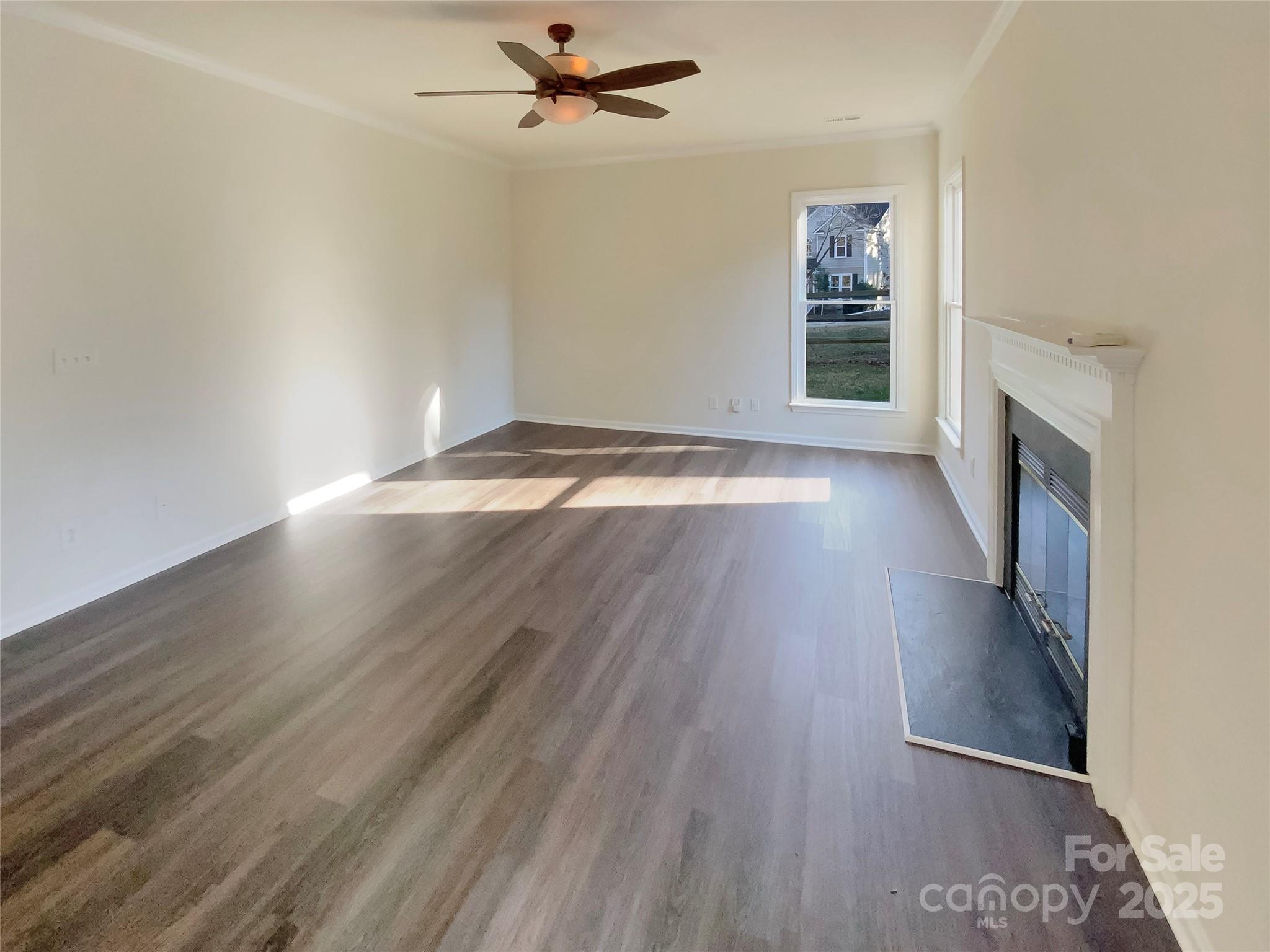 Davis Lake - Residential