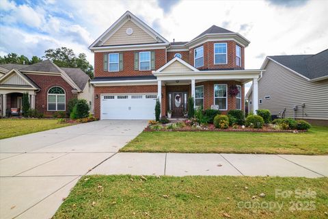 Photo of 318 Willow Tree Drive, Rock Hill, SC 29732 (MLS # 4308534)