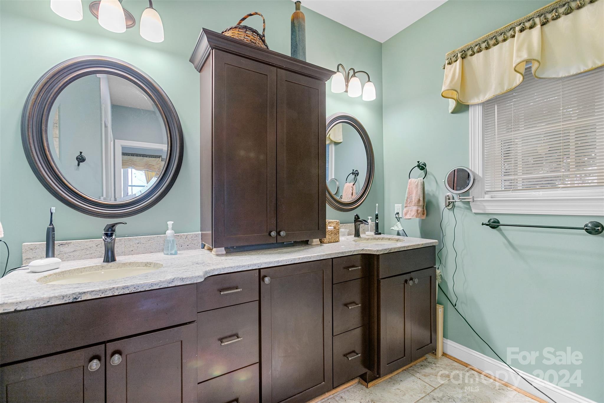 Lochurst - Residential