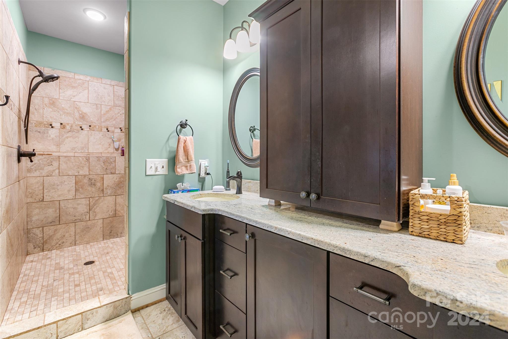 Lochurst - Residential