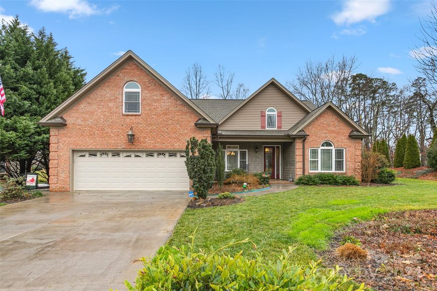 This meticulously kept home boasts Veneer hardwood flooring and the elegance of granite countertops in the kitchen. Cook effortlessly on the natural gas stove and unwind in the walk-in tile shower. With a battery backup on the garage and hot water heater, you'll have peace of mind knowing you will have instant hot water. The front yard is equipped with an irrigation system for easy maintenance. Tray ceilings adorn the primary bedroom, which features his and hers sinks in the ensuite bath. Cozy fireplace, complete with a convenient remote, situated between the kitchen and living room. Additional highlights include a walk-in pantry, rounded walls, and not to be missed, the bonus room upstairs. The screened-in porch, perfect for enjoying outdoor tranquility. Enjoy the neighborhood pool and tennis courts! The internet is Fiber Optics for that at home office! Notice the oversized 2 car garage and the invisible dog fence. Battery Backup Generator and Central vac system. Floorplan attached