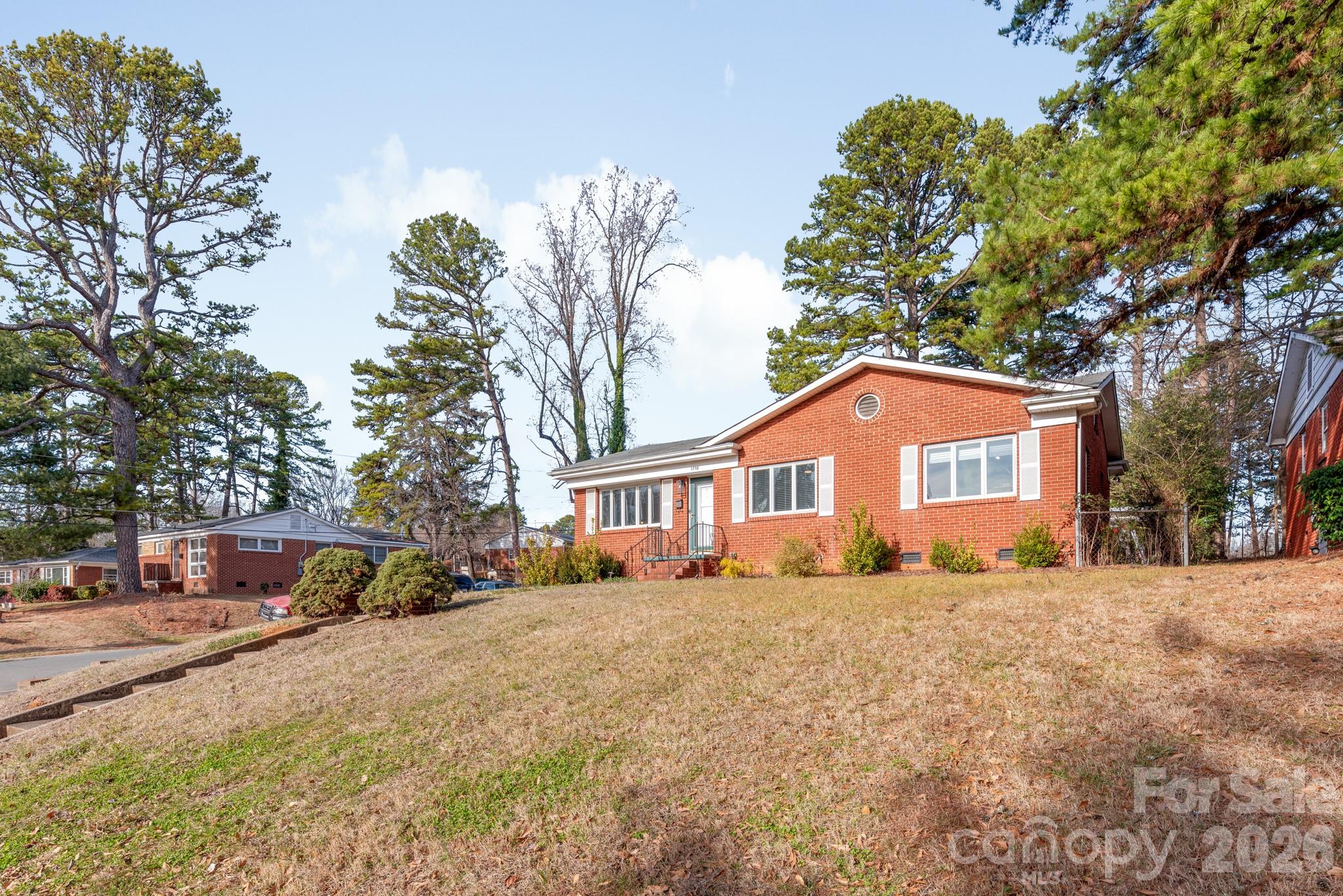 Oaklawn Park - Residential