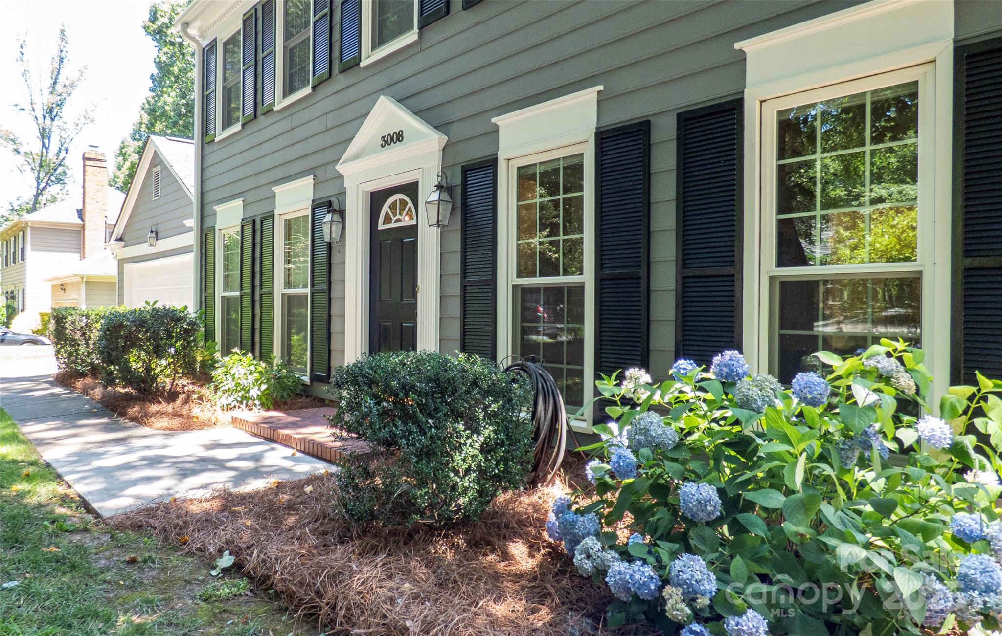 3008 Heathcroft Court