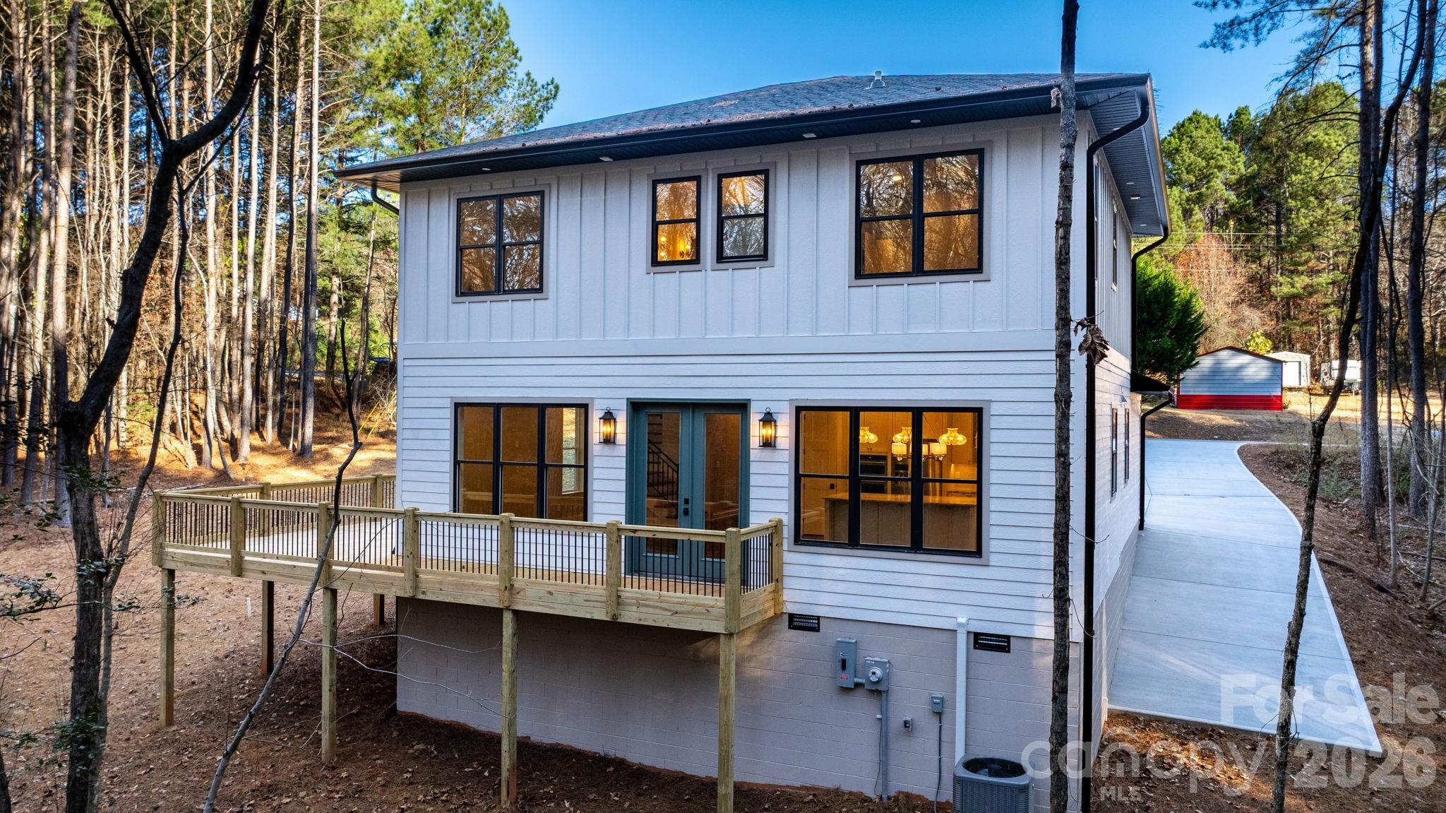 5163 Hurricane Hill Road