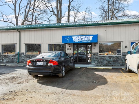Photo for 108 Hendersonville Highway