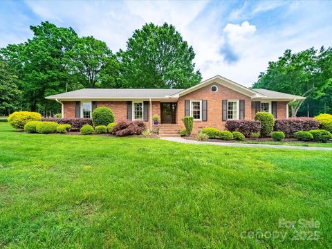 3313 Lancaster Highway Monroe NC 28112