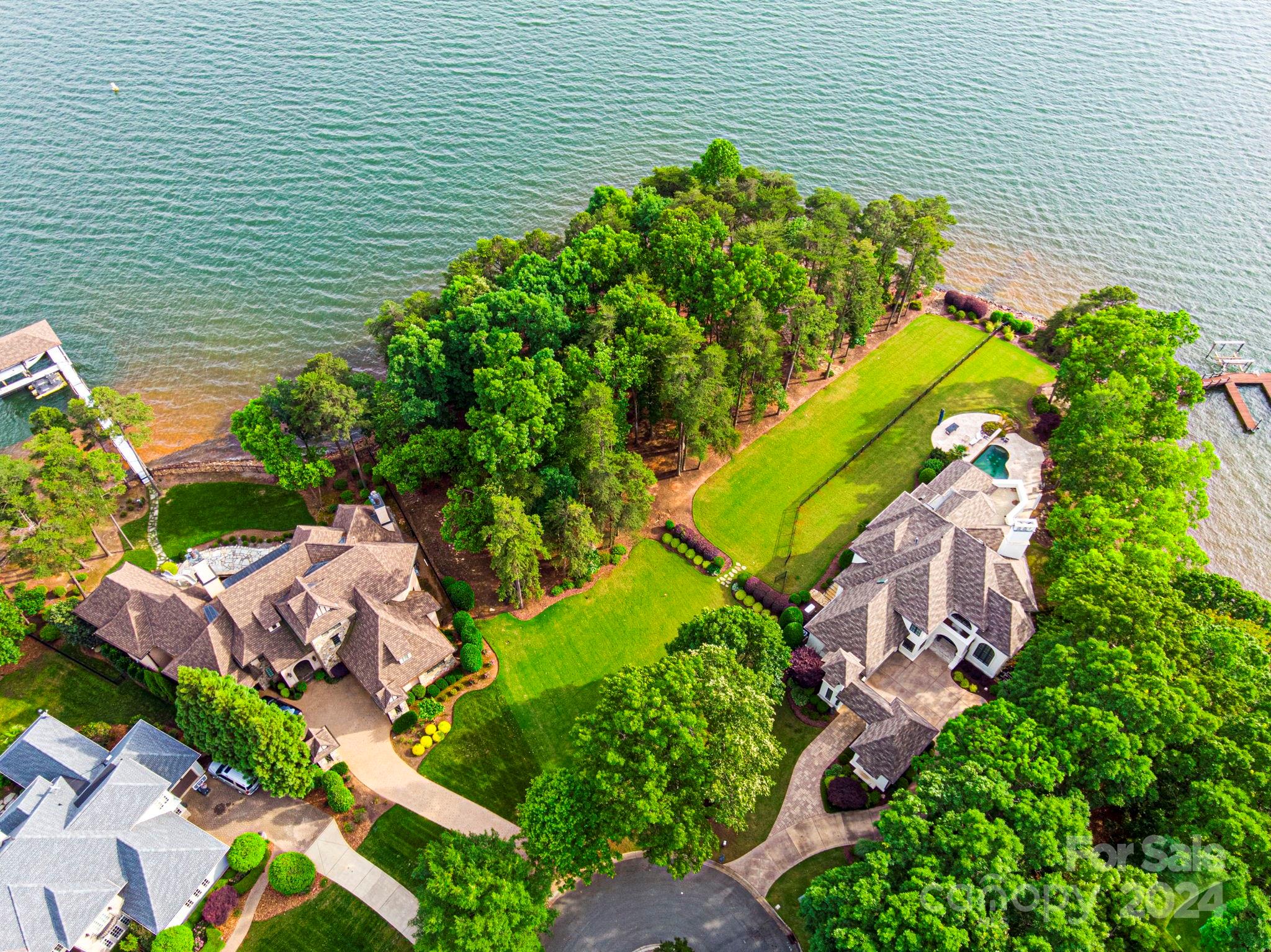 The Peninsula - Land