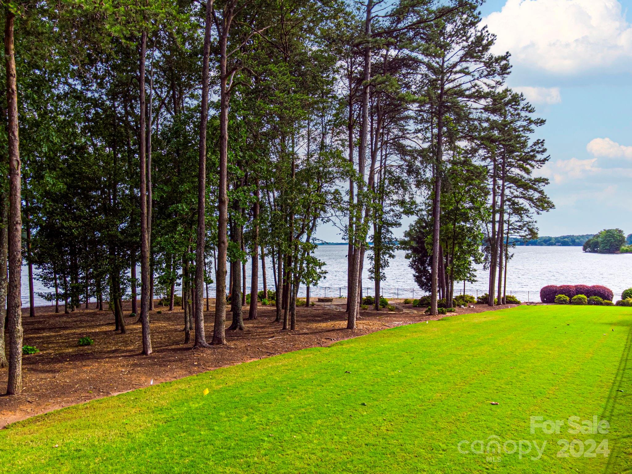 The Peninsula - Land