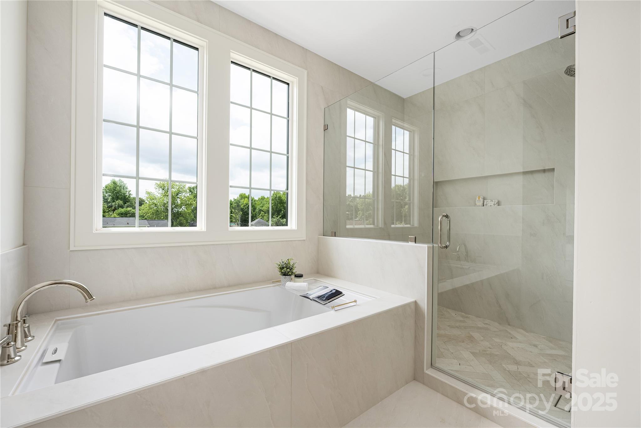 Villa Heights - Residential