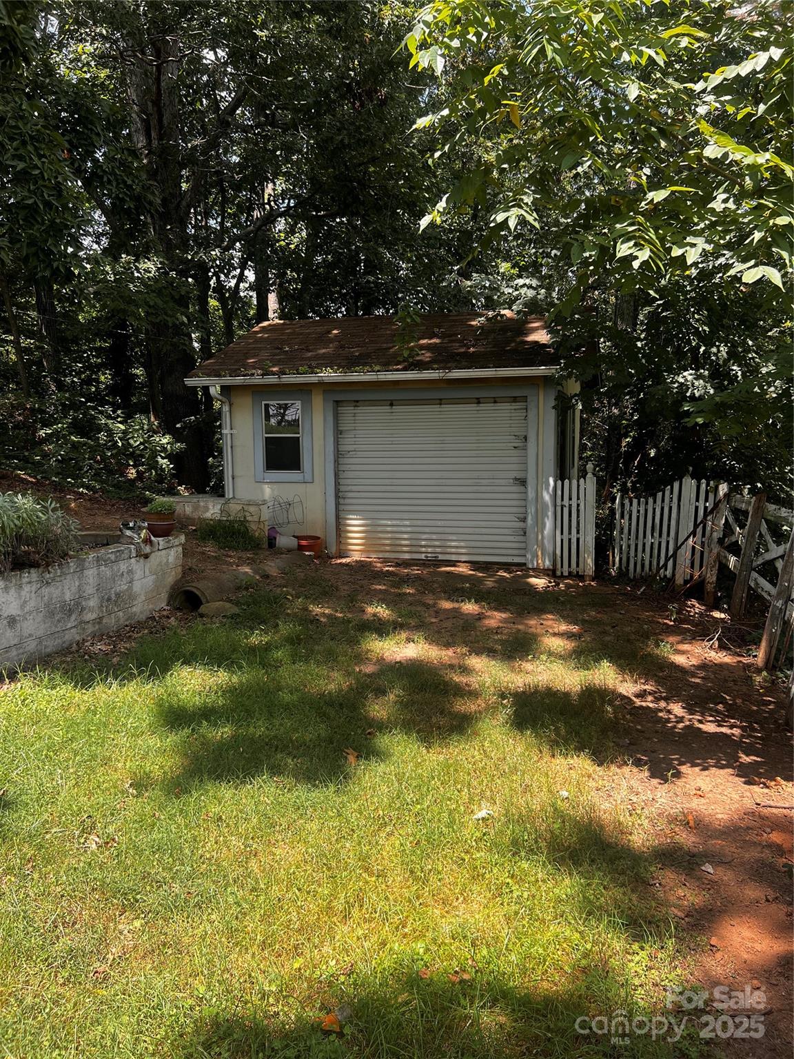 585 Rocky Springs Road