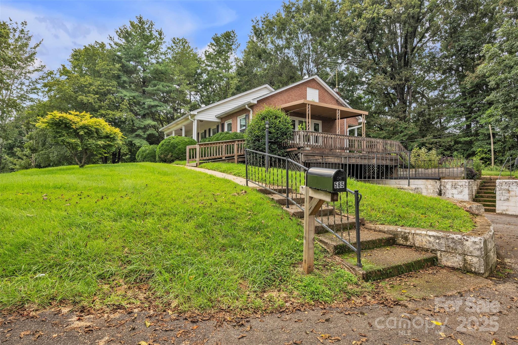 585 Rocky Springs Road