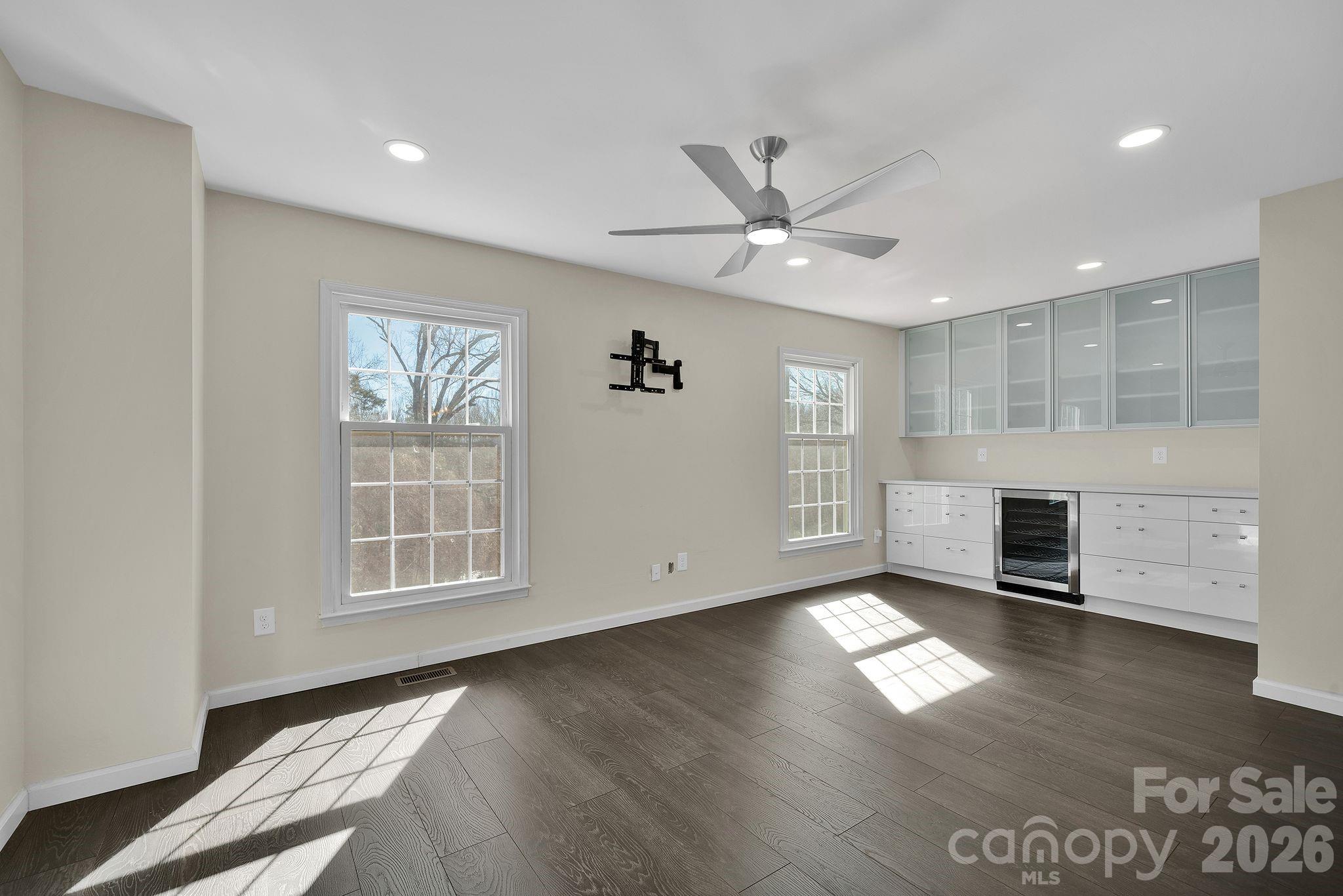 Sharon South - Residential