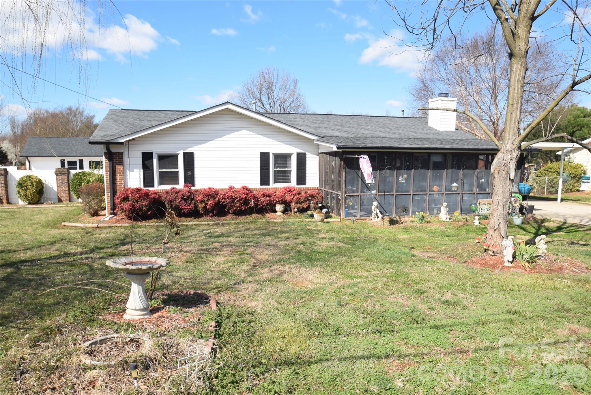 2924 Montford Avenue NW 76