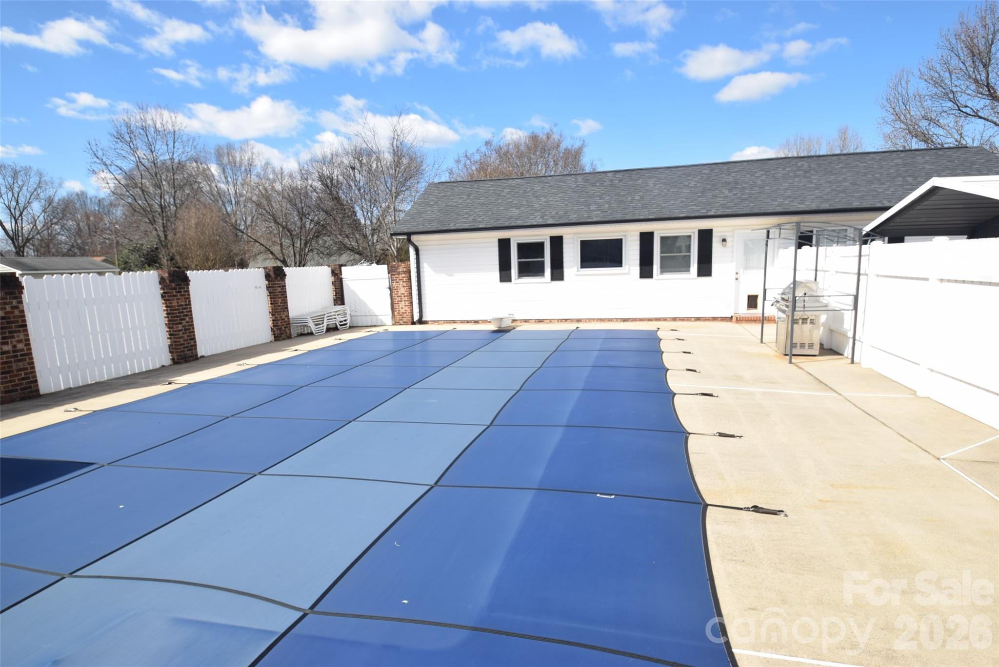 2924 Montford Avenue NW 76