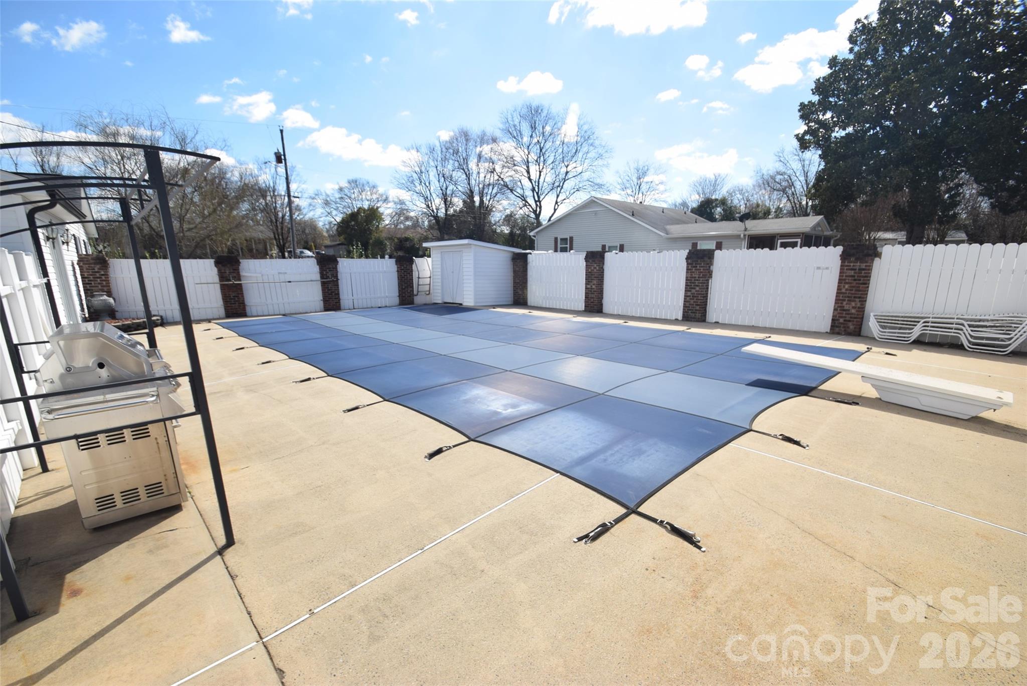 2924 Montford Avenue NW 76